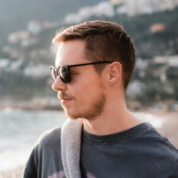 Testimonial Skip 02 37